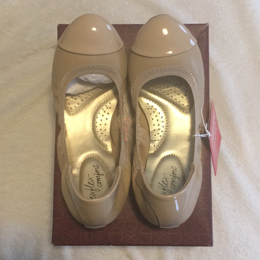 Dexflex Comfort Women’s Nude Claire Scrunch Flat